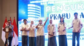 Gubernur DKI Jakarta Pramono Anung mengukuhkan Pelajar Duta Tramtibum (Prabu) Jakarta 2025 di JIEXPO Kemayoran, Jakarta Pusat. (Posnews/Kominfo)