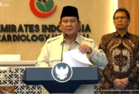 Presiden Prabowo Subianto meresmikan RS Emirates–Indonesia di Solo dengan Menkes Budi Gunadi Sadikin. (Posnews/Setpres)