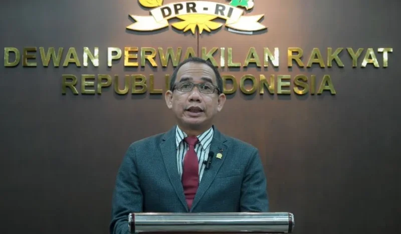 Anggota Komisi III DPR Rudianto Lallo meminta Polri mematuhi putusan MK terkait larangan polisi aktif menjabat di instansi sipil. (Posnews/NasDem)