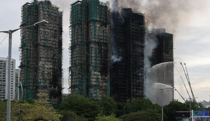 Hong Kong membara, 128 tewas. Warga tuntut keadilan, tapi Beijing ancam 