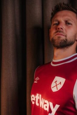 Rapor Merah Striker, AC Milan Bidik Target Lama Niclas Fullkrug di Bursa Januari