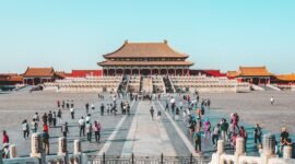 Visi kemitraan masa depan. Wakil Perdana Menteri China He Lifeng mengajak Belgia untuk mempererat tradisi kerja sama yang saling menguntungkan dan menjaga sistem perdagangan dunia yang terbuka di tengah dinamika hubungan China-Uni Eropa.  Dok: Istimewa.