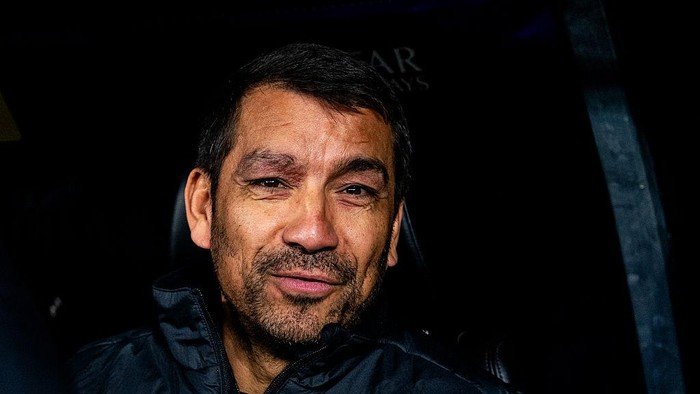 Giovanni van Bronckhorst, asisten pelatih Liverpool yang memiliki darah keturunan Indonesia.
