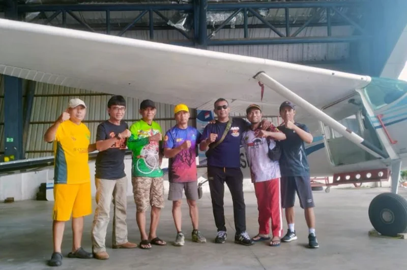 Dua Atlet Terjun Payung Tewas Jatuh dari Ketinggian 10.000 Kaki di Pangandaran. (Posnews/Ist)
