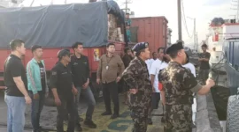 Kapal KKP ORCA 05 mengangkut 35 ton bantuan kemanusiaan dari Muara Baru untuk korban Bencana Sumatera. (Posnews/Ist)