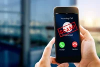 Ilustrasi korban penipuan online saat melakukan transfer uang ke rekening fiktif atau ilustrasi polisi sedang menyelidiki kasus penipuan. (Posnews/Net)