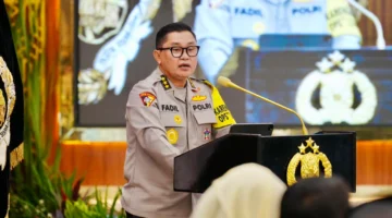 Asisten Utama Operasi Kapolri Komjen Pol Fadil Imran. (Posnews/Ist)