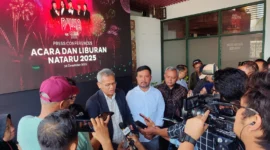 PT Pembangan Jaya Ancol Tbk Menjelaskan Program Liburan Natal dan Tahun Baru 2026 di Taman Impian Jaya Ancol.(Posnews/MR)
