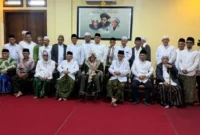 Rais Aam PBNU KH Miftachul Akhyar dan Ketua Umum PBNU KH Yahya Cholil Staquf saat pertemuan islah di Pondok Pesantren Lirboyo, Kediri. (Posnews/Ist)