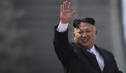 Mengapa Narasi Musuh Bersama Masih Laku di Politik Luar Negeri?