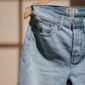 Ilustrasi, Sering dipakai simpan koin atau kunci? Ternyata saku mungil di jeans punya fungsi elit pada zamannya. Simak sejarah