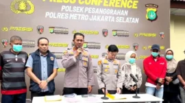 Aksi Balap Lari Pelajar Tutup Jalan di Jaksel, Polisi Turun Tangan. (Posnews/Ist)