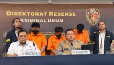 Dirreskrimum Polda Metro Jaya, Kombes Pol. Iman Imannudin bersama Kabidhumas Kombes Pol. Budi Hermanto. (Posnews/Ist)