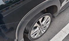 Toyota Zenix Seri Q Picu Horor di Tol! Ban Pecah – Nyawa Konsumen Nyaris Melayang