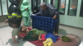 Bu Maya warga Kali Baru, Cilincing, Jakut meninggal tersetrum listrik. (Posnews/MR)