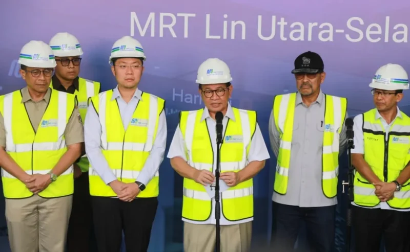 Gubernur DKI Jakarta Pramono Anung saat groundbreaking Entrance Stasiun MRT Harmoni Jakarta Pusat, Selasa 20 Januari 2026. (Posnews/Kominfo)