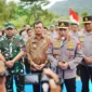 Kapolri Jenderal Listyo Sigit meresmikan jembatan Merah Putih Presisi di Desa Cucukan, Klaten. (Posnews/Ist)