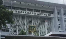 Selain Motor Listrik, Kejagung Temukan Mark Up Sepatu – Tablet dan TV Program MBG