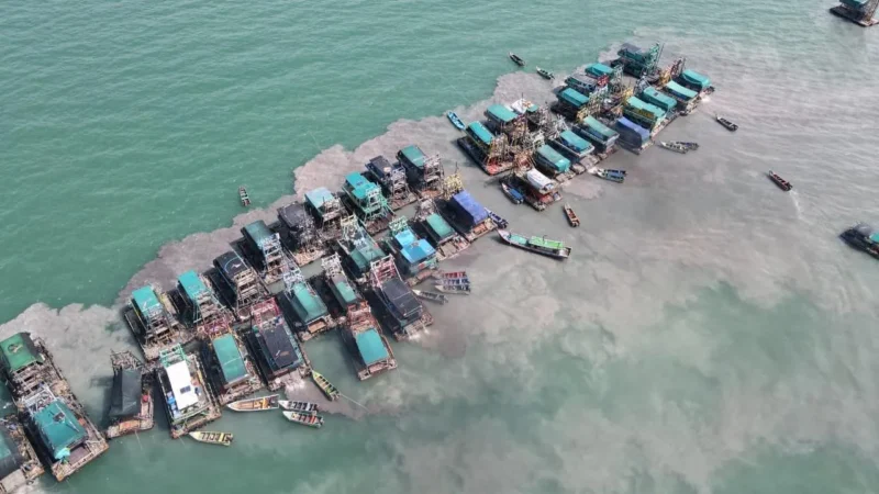 Mafia Timah Terendus. 11 ABK Kepri Terseret Kasus Selundup Pasir Timah Rp4,3 Miliar. (Posnews/ Humas Bakamla)