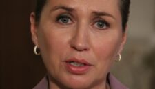 Pemberontakan pemilih di Kopenhagen. Perdana Menteri Mette Frederiksen menderita kekalahan pemilu terburuk dalam satu abad, namun ia tetap menjadi kandidat terkuat untuk memimpin pemerintahan koalisi baru Denmark. Dok: Wikipedia.