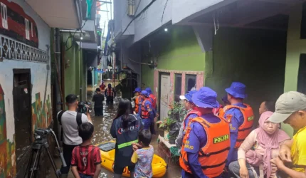 Banjir Jakarta 17 April 2026, 21 RT Terendam Akibat Luapan Kali Ciliwung