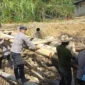 Petugas gabungan BNPB, TNI, dan Polri melakukan pemulihan infrastruktur pascabencana banjir dan longsor di Aceh. (Posnews/Ist)