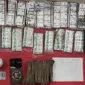 Polisi mengamankan ribuan obat keras dari toko plastik berkedok peredaran psikotropika di Jagakarsa, Jakarta Selatan. (Posnews/Ist)