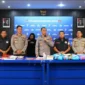Kombes Putu Kholis memberikan keterangan pers terkait penangkapan narkoba Malang. (Posnews/Ist)