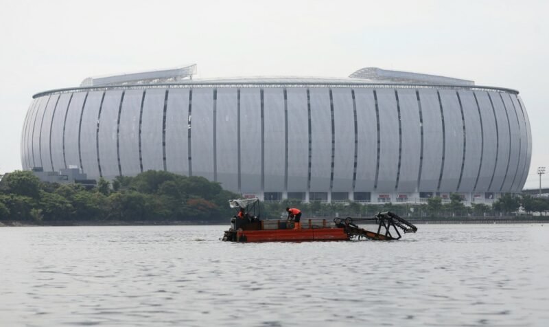 Pramono Anung Kembangkan Danau Cincin, Ikon Baru Jakarta di Kawasan JIS. (Posnews/Kominfo)