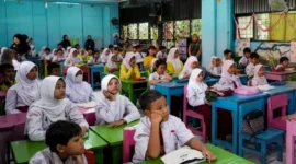 Program Sekolah swasta gratis DKI tetap jalan 2026, jumlah sekolah naik. (Posnews/Ist)