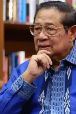 SBY Pasang Badan Dukung Prabowo, Serukan Persatuan Nasional Hadapi Ekonomi Global