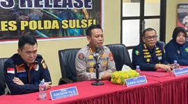 Tim DVI Polda Sulsel saat konferensi pers penanganan korban ATR 42-500. (Posnews/Ist)