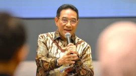 Wamenkes dr. Benjamin Paulus Octavianus memberikan keterangan terkait temuan kasus super flu di Indonesia. (Posnews/Kemenkes)