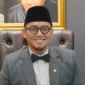 Wakil Menteri Haji dan Umrah Dahnil Anzar Simanjuntak memberikan arahan kepada petugas haji terkait pelayanan jemaah risiko tinggi dan lansia menjelang Haji 2026. (Posnews/Ist)