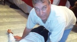 Penyelidikan mendalam. Polisi Inggris memulai pemeriksaan menyeluruh terhadap Andrew Mountbatten-Windsor atas dugaan pelanggaran jabatan publik pasca-terungkapnya dokumen Jeffrey Epstein.. Dok: X.
