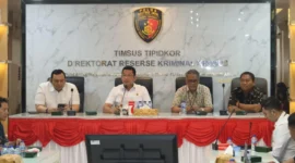 Direktur Reserse Kriminal Khusus Polda Metro Jaya Kombes Pol. Edy Suranta Sitepu memimpin rapat selaku Kepala Satgas Pangan. (Posnews/Ist)