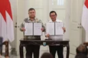 Gubernur DKI Jakarta Pramono Anung menandatangani MoU bersama Kepala BPKP Muhammad Yusuf Ateh di Balai Kota Jakarta, Rabu (11/2/2026). (Posnews/kominfo)