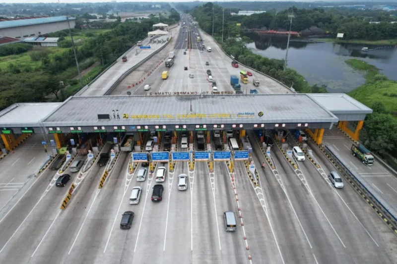 H-4 Imlek 2026, GT Cikampek dan Kalihurip Utama Dipadati Kendaraan. (Posnews/Jasamarga)