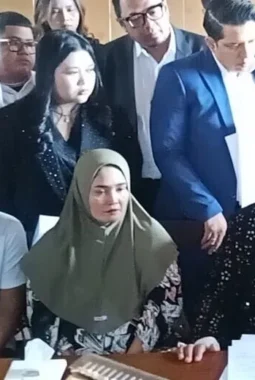 Ibu ABK Terdakwa 2 Ton Sabu Menangis, Minta Prabowo Hentikan Hukuman Mati