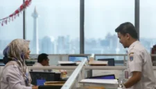 Ilustrasi ASN Pemprov DKI Jakarta bekerja selama Ramadhan 2026. (Posnews/Kominfo)