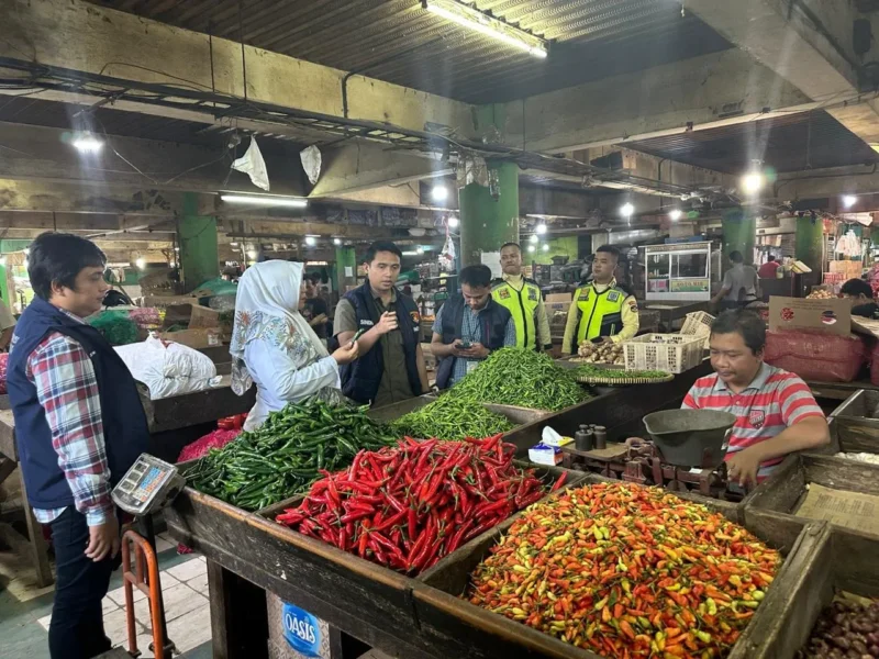 Jelang Hari Raya, Polda Metro Jaya Pantau Harga Beras hingga Cabai. (Posnews/Ist)