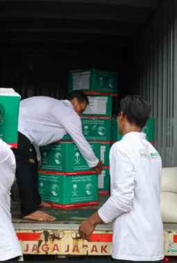 Raja Salman Salurkan Bantuan Pangan Rp6,4 Miliar untuk Indonesia Jelang Ramadan 2026