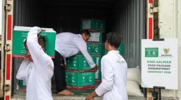 KSrelief dan BAZNAS Distribusikan Bantuan Raja Salman ke Tiga Provinsi untuk Warga Prasejahtera Indonesia. (Posnews/Ist)