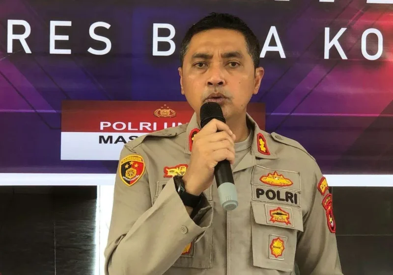 Kapolres Bima Kota AKBP Didik Putra Kuncoro saat bertugas sebelum dinonaktifkan terkait dugaan aliran dana Rp1 miliar dari bandar sabu. (Posnews/Ist)