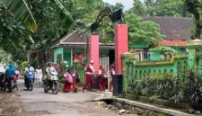 Kasus Guru SDN Jelbuk 02 Telanjangi Siswa di Jember, Bisa Kena UU Perlindungan Anak. (Posnews/Ist)