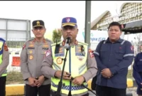 Kakorlantas Polri Irjen Agus Suryonugroho meninjau ruas Tol Trans Sumatera Jambi–Palembang bersama stakeholder jelang arus mudik Lebaran 2026. (Posnews/Ist)