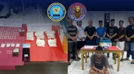 Petugas BNN mengamankan tersangka narkoba dan barang bukti sabu serta pil ekstasi di Belinyu Bangka. (Posnews/Ist)