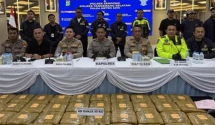 Bawa 40 Kg Ganja ke Jakarta, Pria Asal Sumut Dibekuk Polisi di Tol Bitung