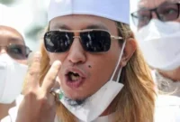 Bahar bin Smith saat tiba di Mapolres Metro Tangerang Kota untuk menjalani pemeriksaan terkait kasus kekerasan di Cipondoh. (Posnews/Ist)