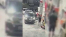 Rekaman CCTV memperlihatkan dugaan oknum polisi memukul tiga pegawai SPBU di Jalan Bekasi Timur Raya, Pulogadung, Jakarta Timur. (Posnews/Ist)